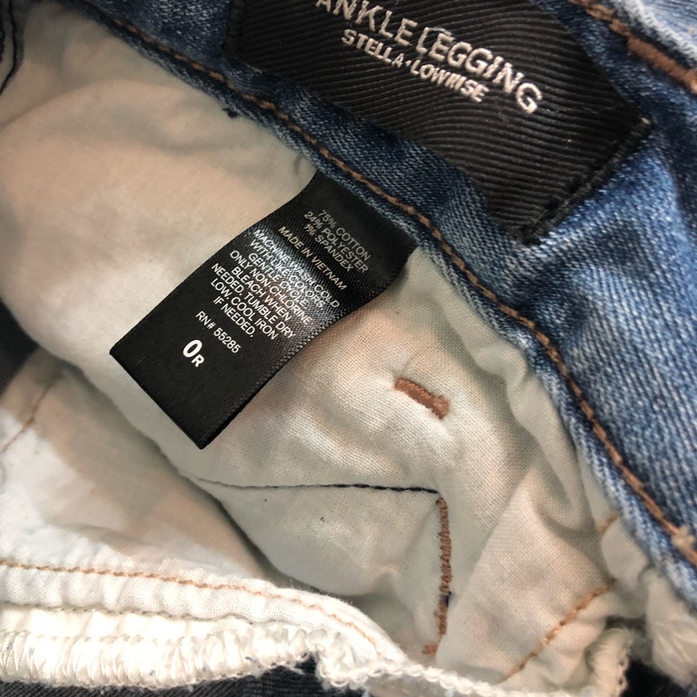 Express Jeans - Picture 2 of 4